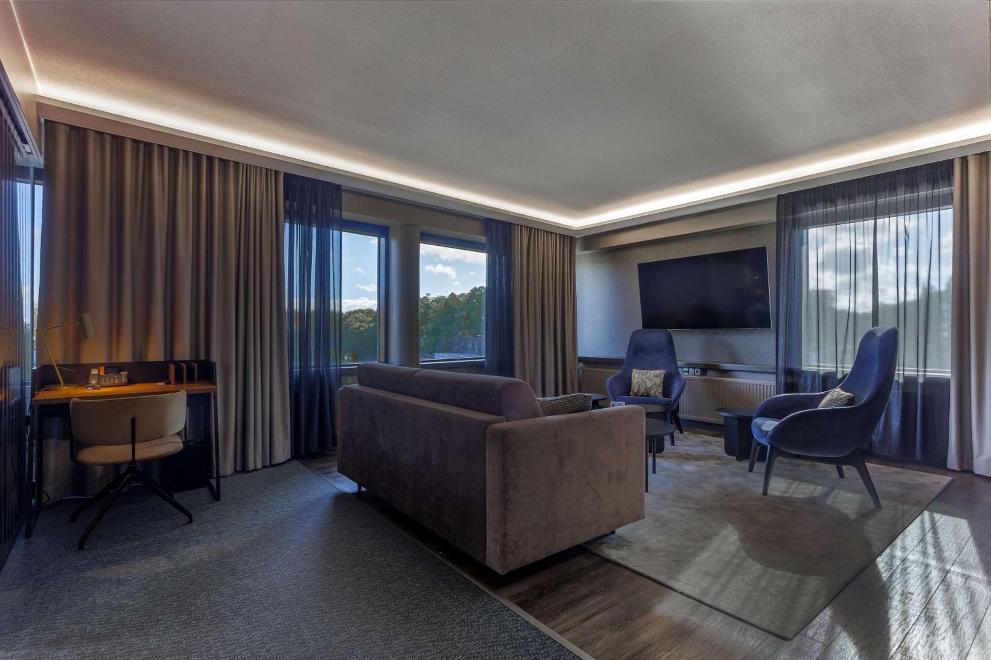 Radisson Blu Marina Palace Hotel, Turku Exteriér fotografie